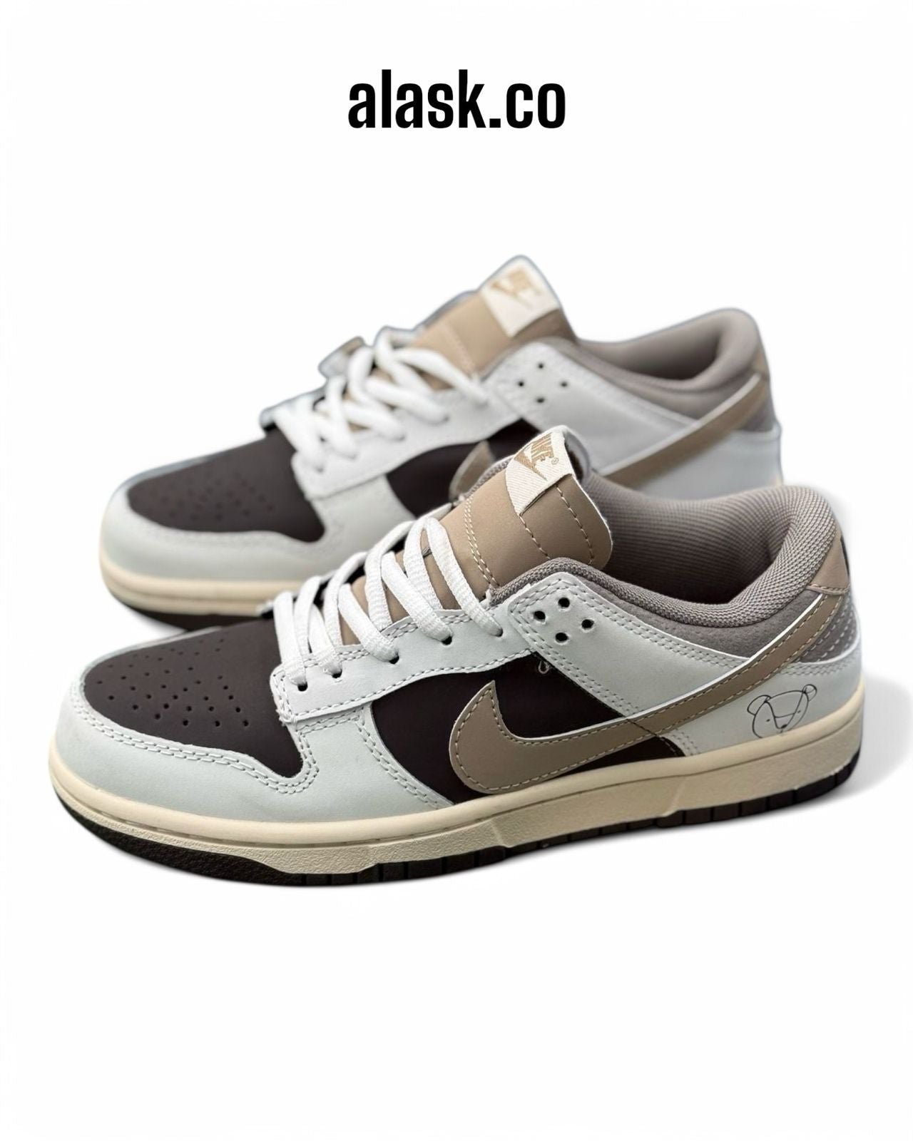 N I K E.  SB OSITO MARRON